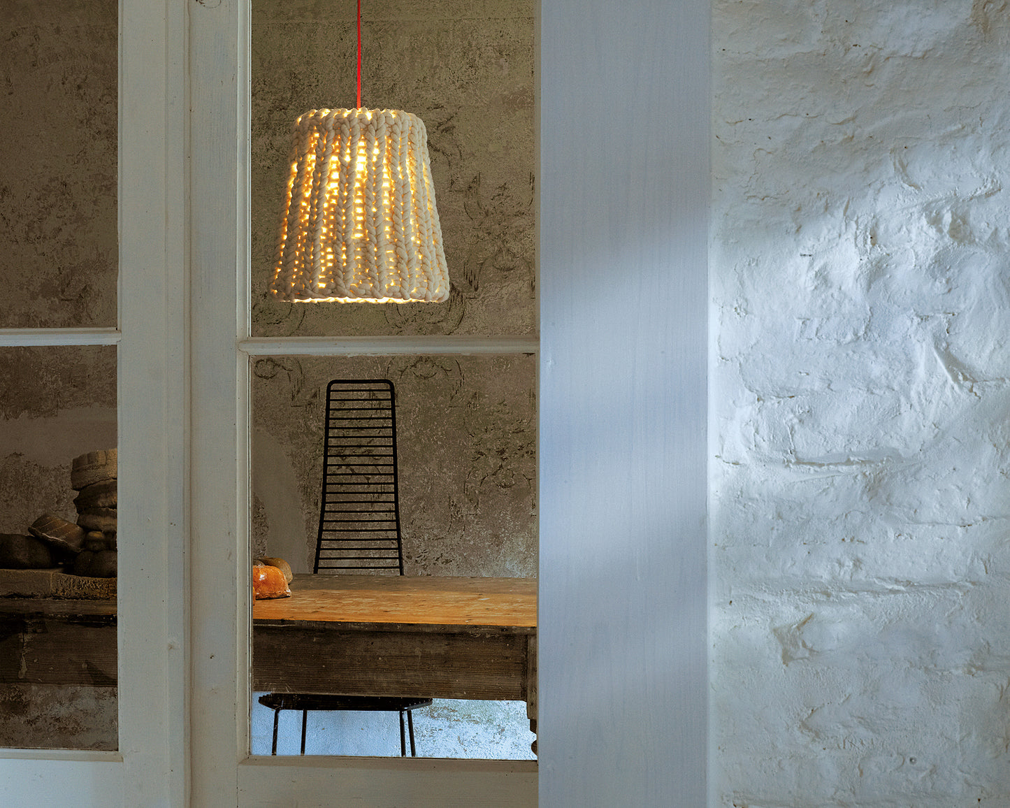 Lampa din lână Granny