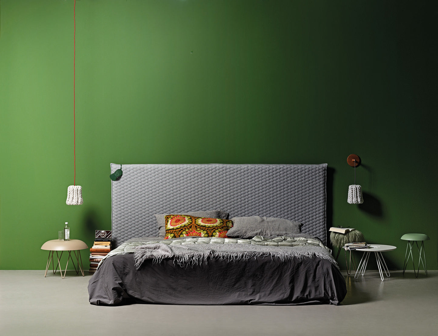 Lampa din lână Granny