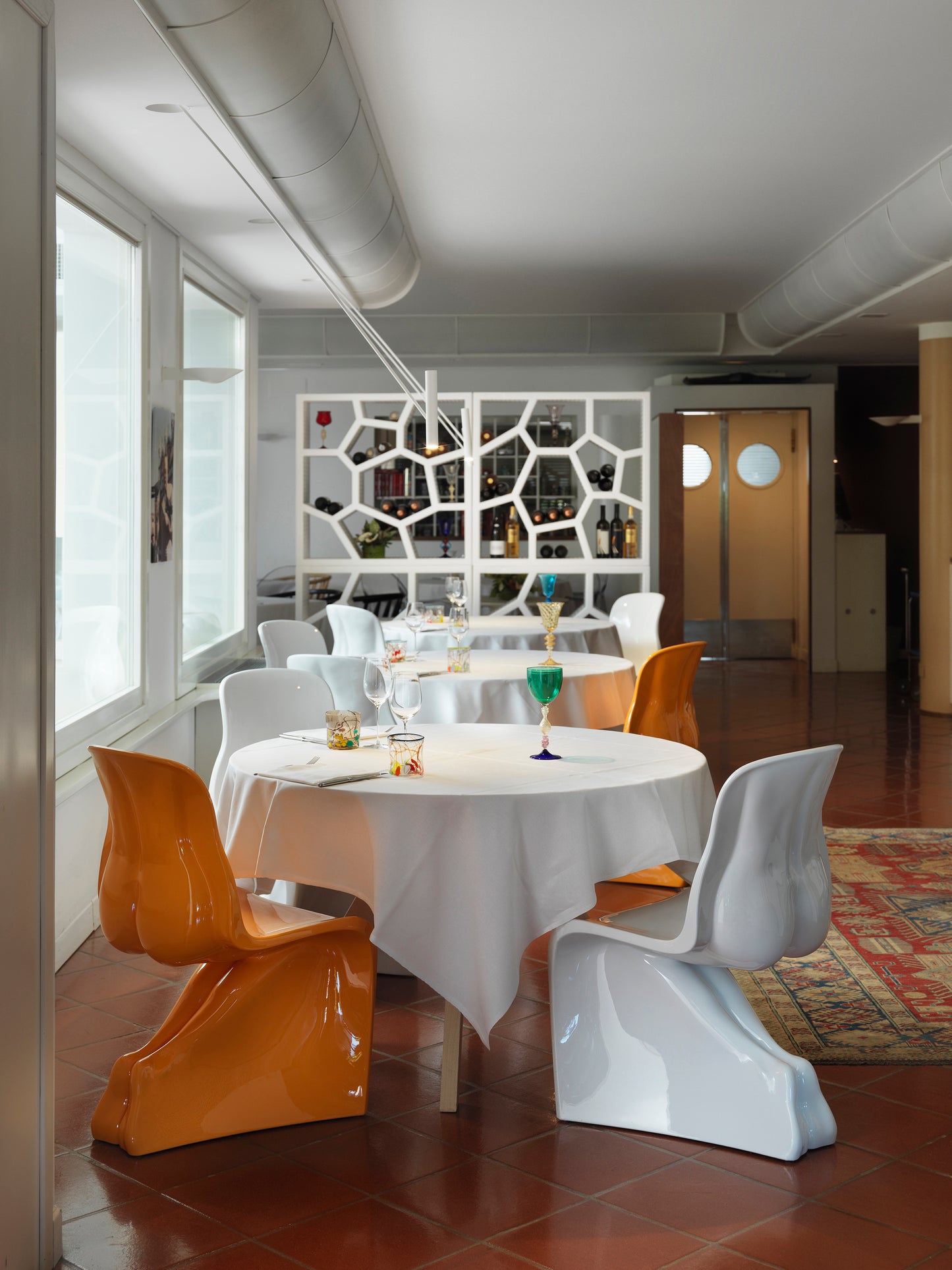 Scaun Him&Her lucios