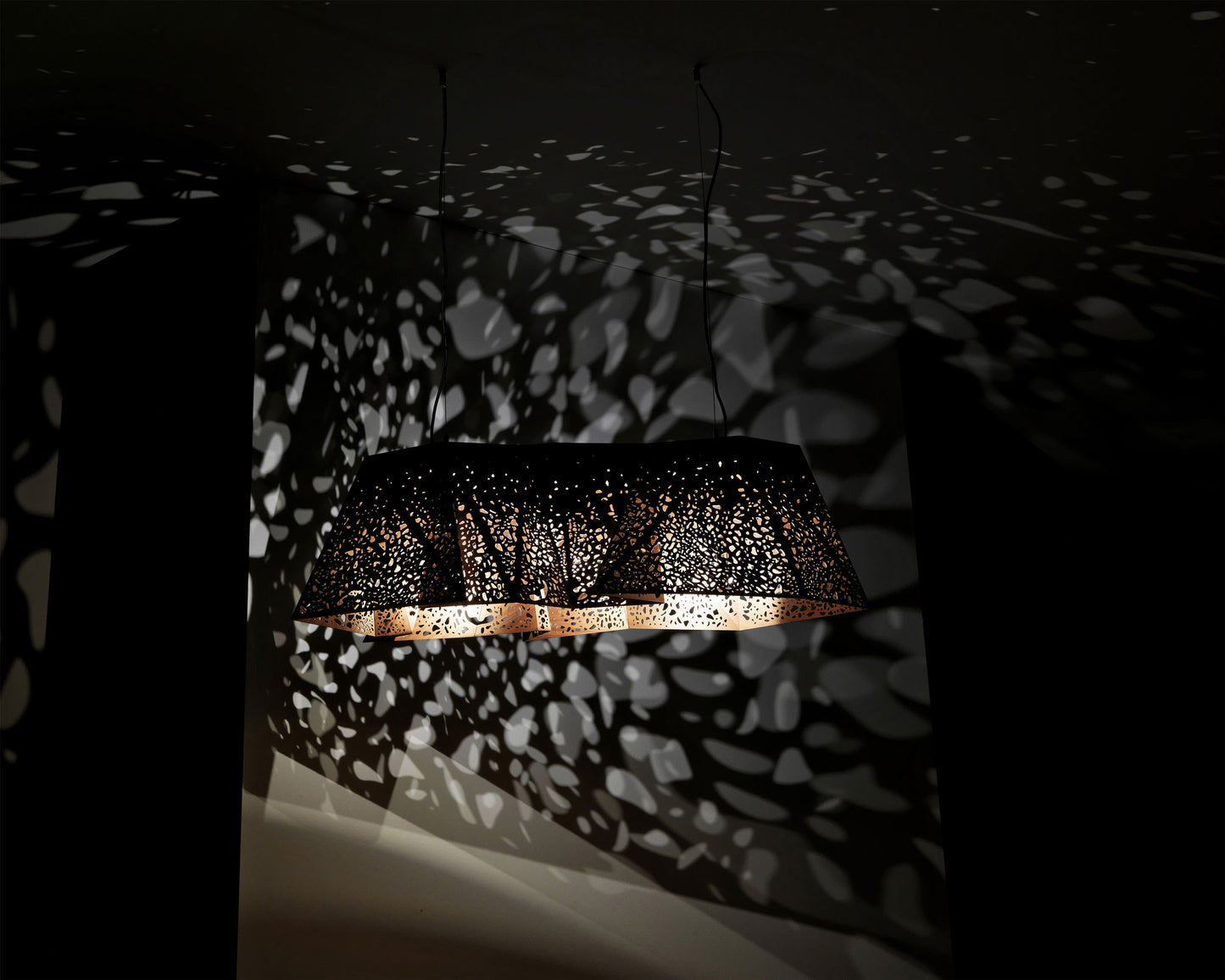 Lampa tavan Plywood Chandelier